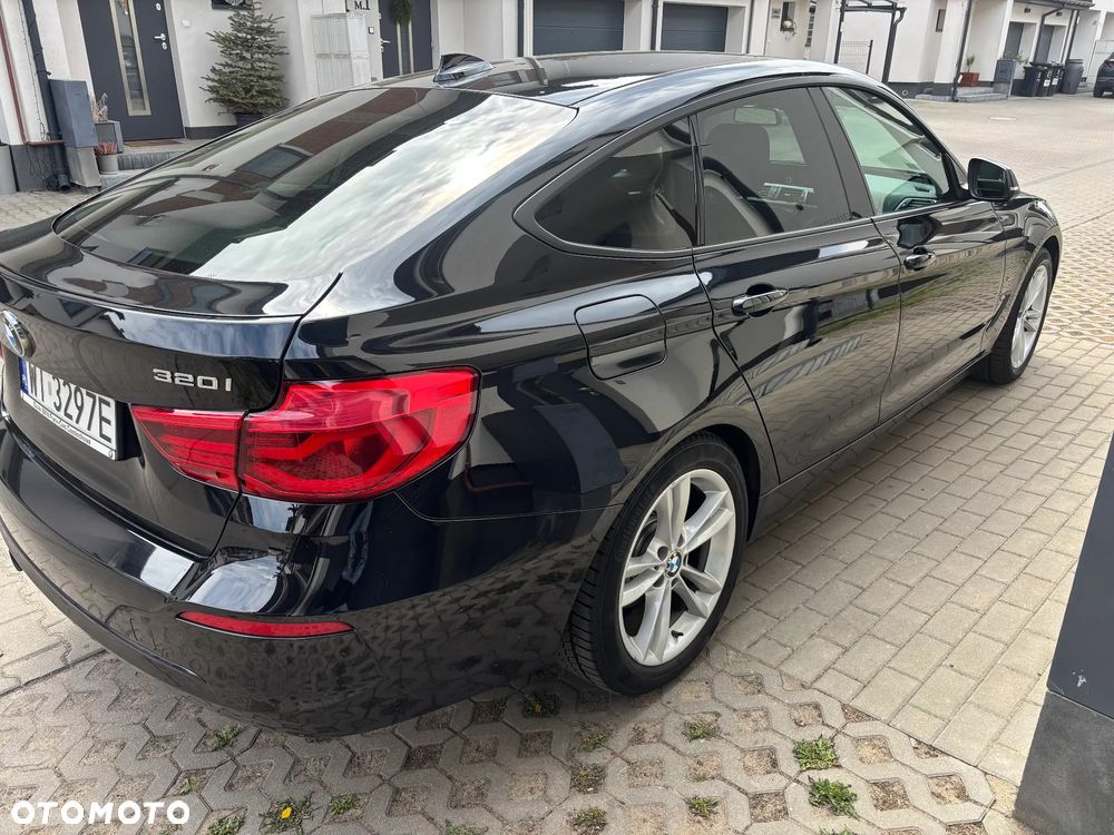 BMW 3GT 320i Sport Line - 7