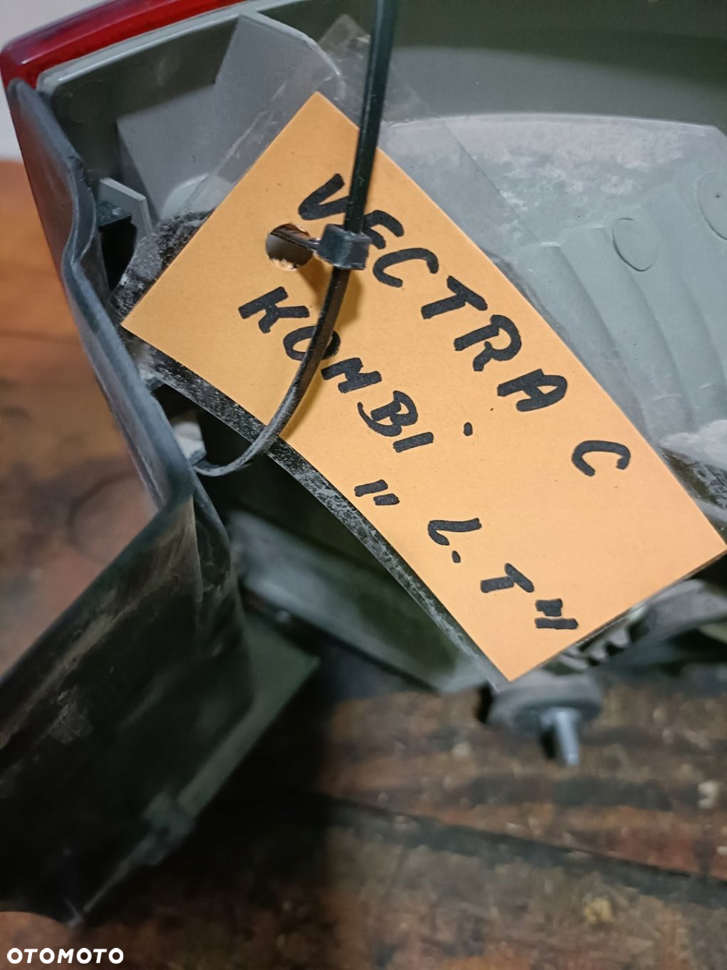 OPEL VECTRA C 02-08 KOMBI LAMPA LEWY TYŁ W BŁOTNIK LEWA TYLNA LT EU * - 5
