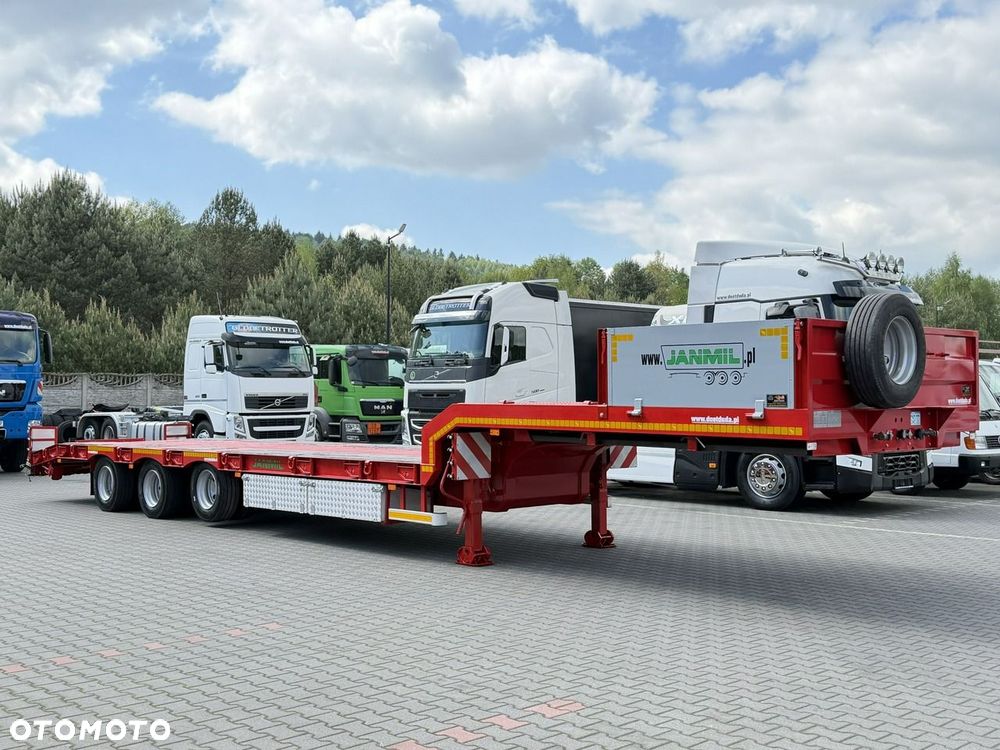 Bodex NN3J Ładowność: 26.500kg 3osie SAF Przednia Podnoszona WABCO - 2