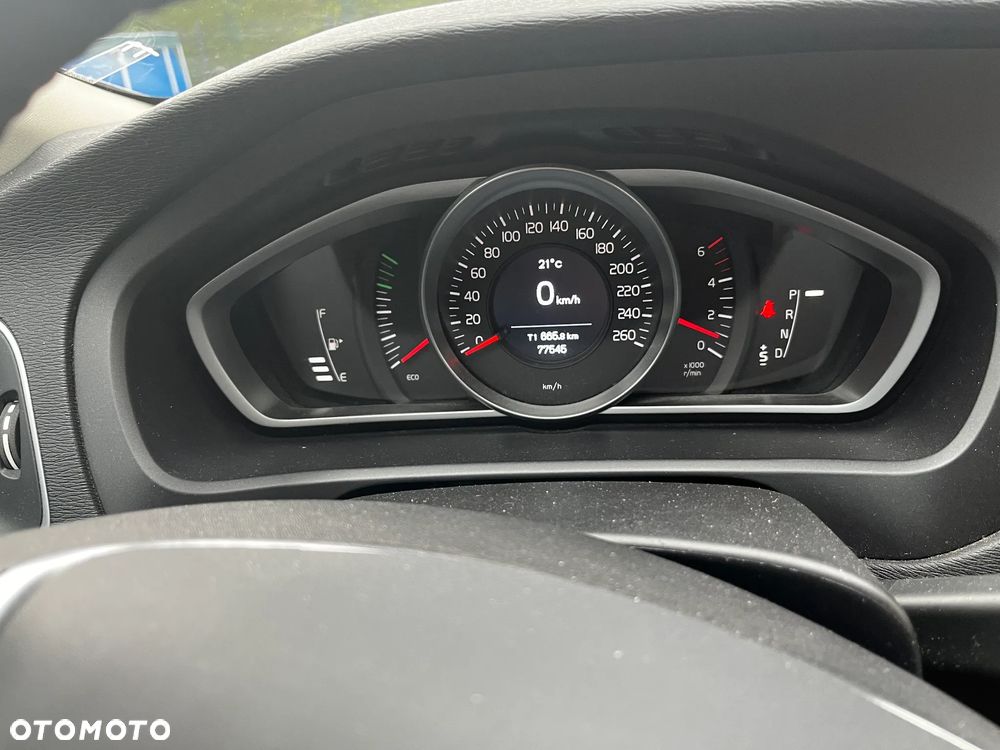 Volvo V40 D2 Geartronic Momentum - 8