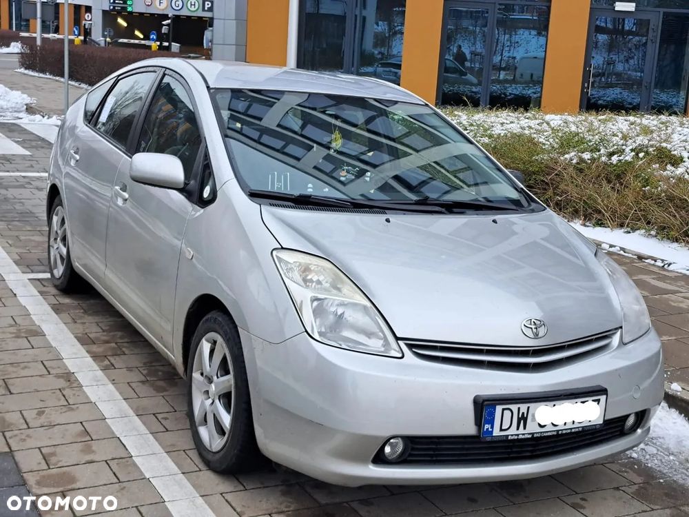 Toyota Prius - 1