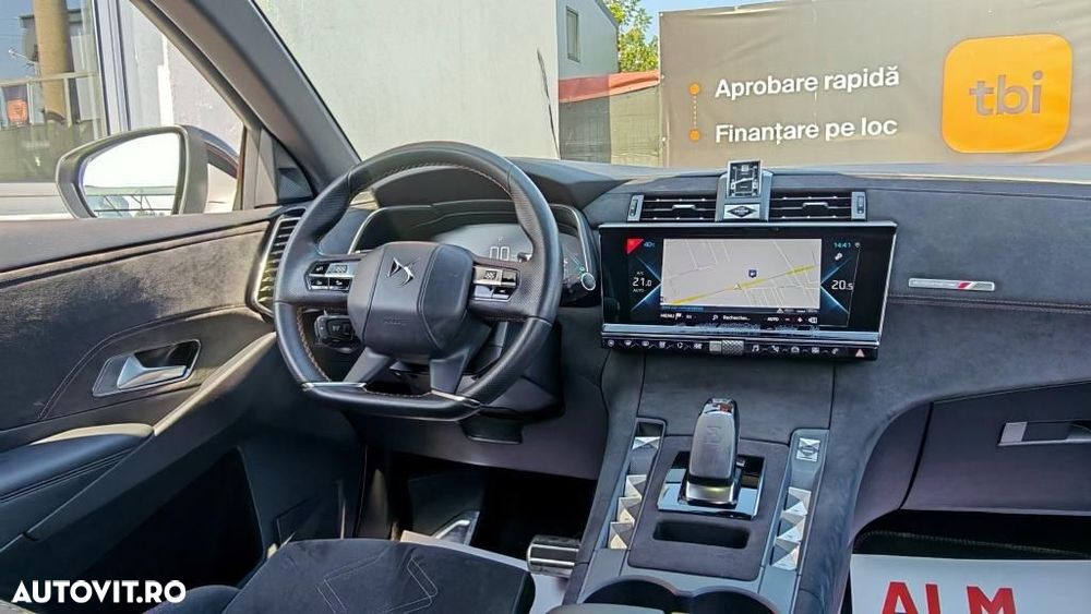 DS Automobiles DS 7 Crossback - 11