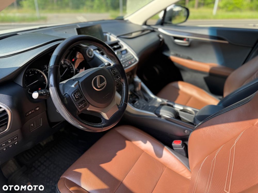 Lexus NX 200t Prestige AWD - 21