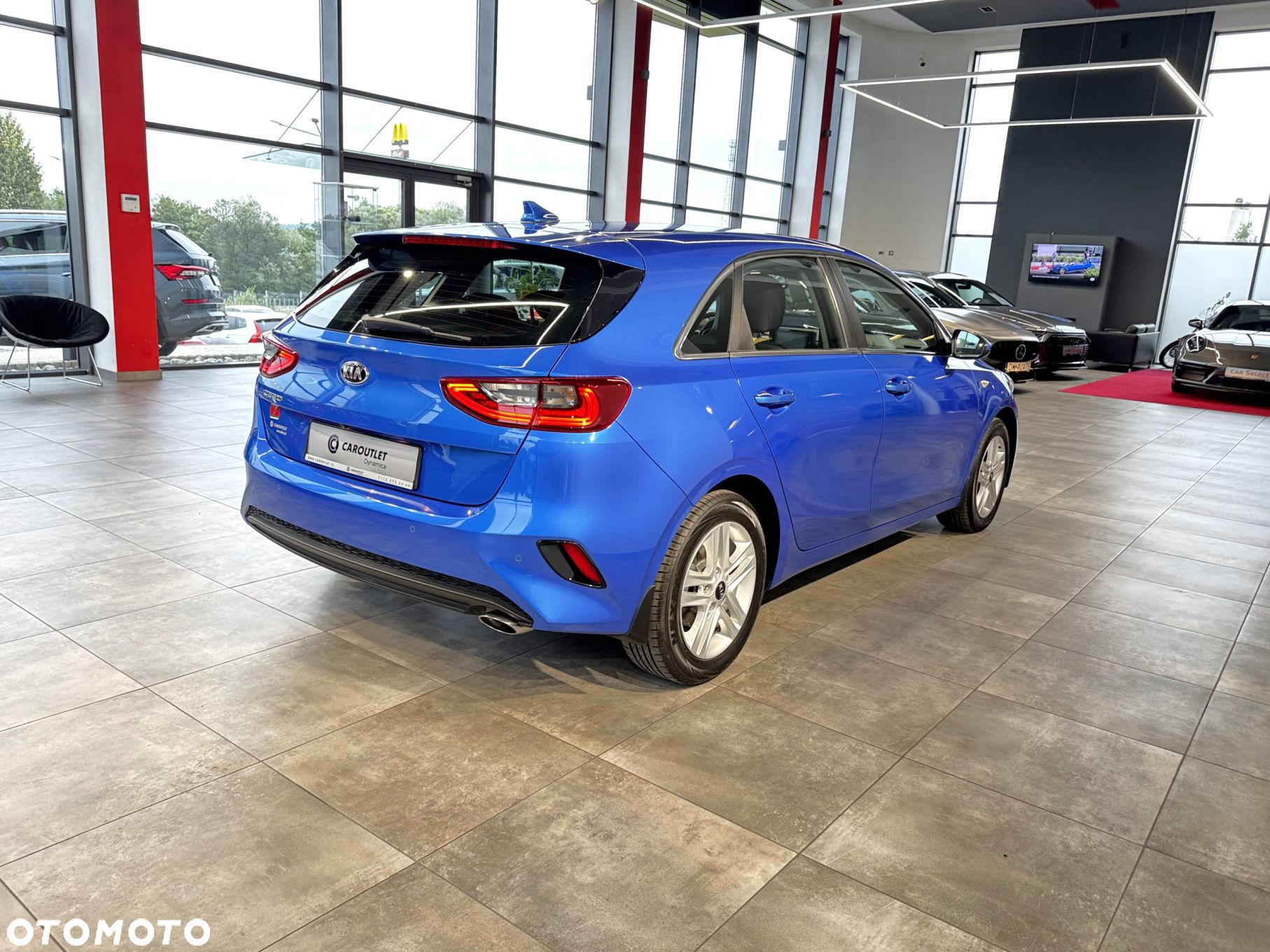 Kia Ceed - 9