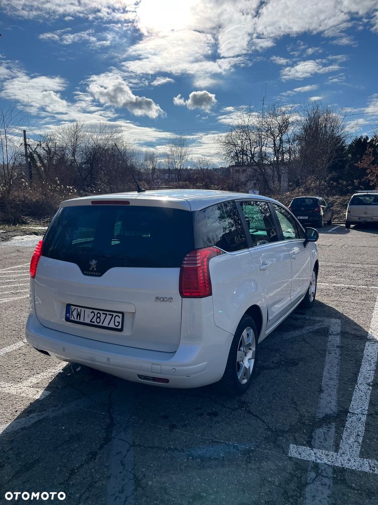 Peugeot 5008 1.6 HDi Style 7os - 7