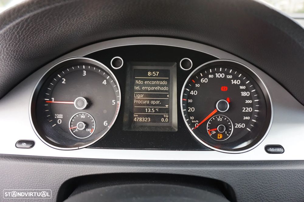 VW Passat 2.0 TDI BM Confortline - 30