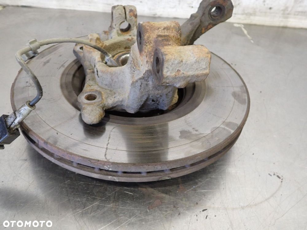 ZWROTNICA PIASTA LEWY PRZÓD OPEL ZAFIRA B 1.9 - 7