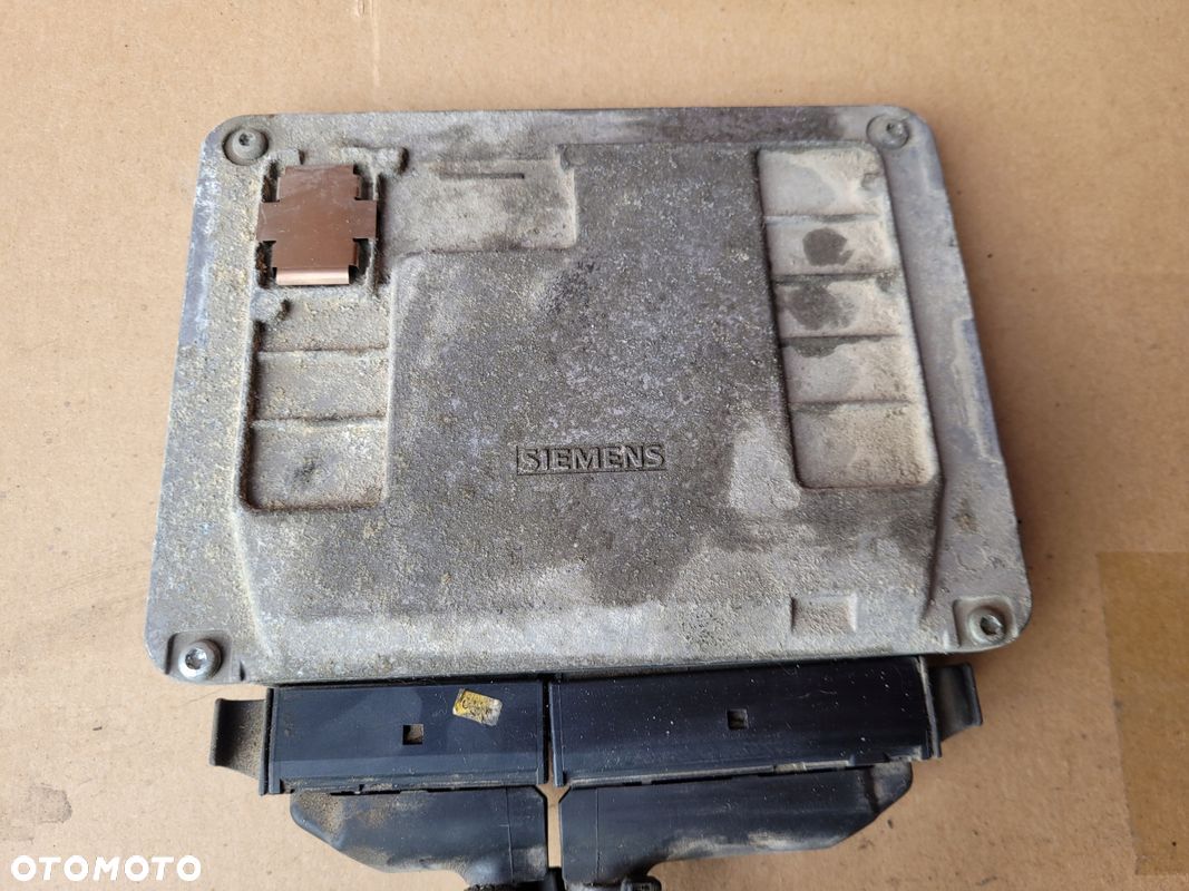 KOMPUTER AUDI A3 8P 1.6 06A906033DS 5WP4024003 - 1