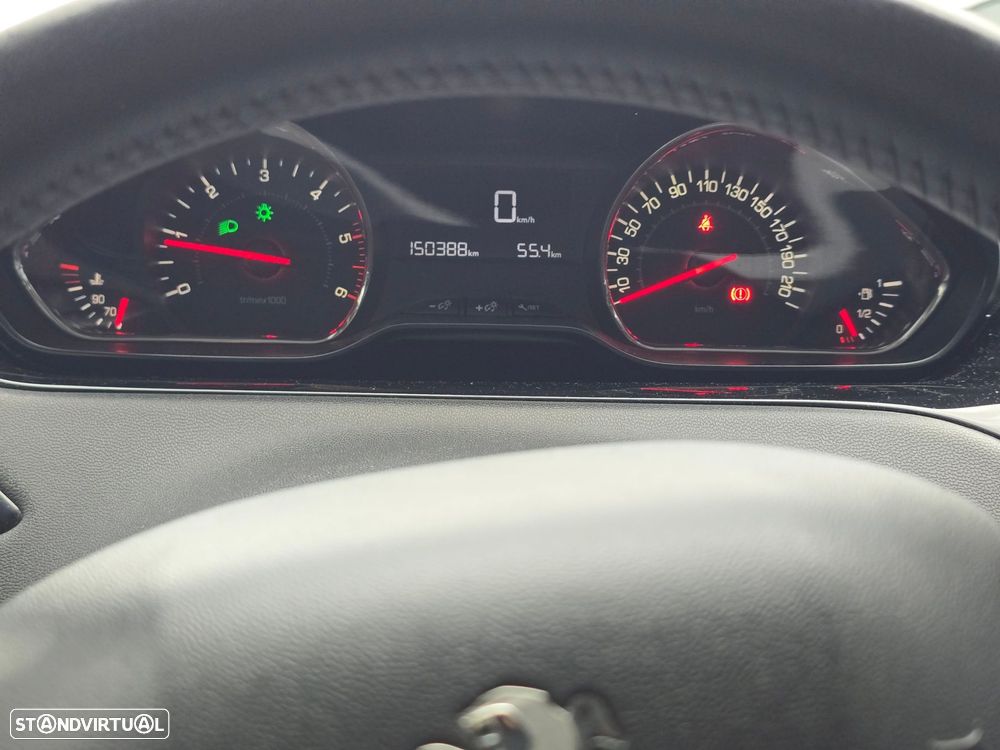 Peugeot 208 1.4 HDi Access - 15