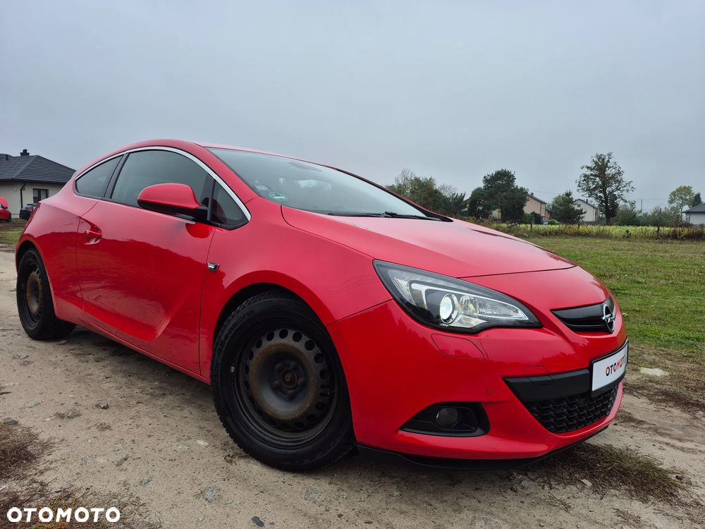Opel Astra 2012 photo 3