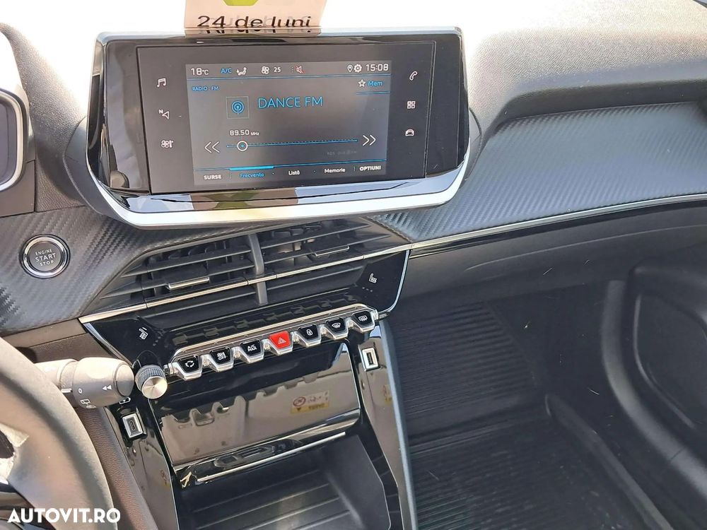 Peugeot 208 1.2 L PureTech STT EAT8 Allure Pack - 15