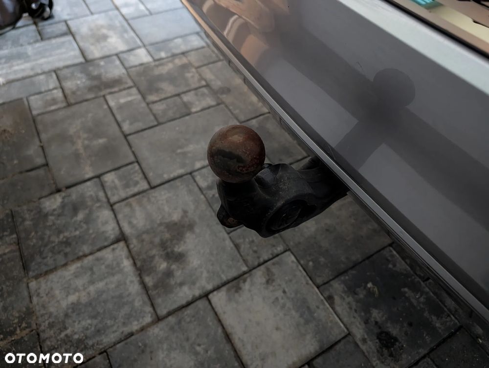 Volkswagen Passat 2.0 TDI SCR DSG Comfortline - 23