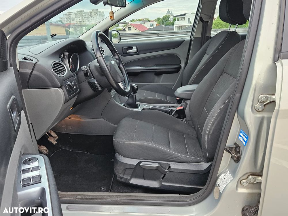 Ford Focus 1.6 TDCI 90 CP Trend - 6