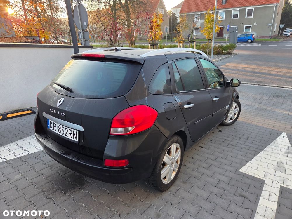 Renault Clio - 4