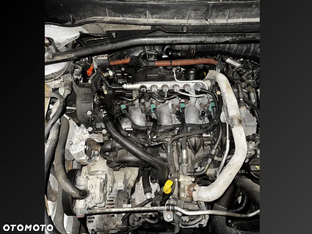 Mitsubishi Outlander 2.2 DID Intense + - 18