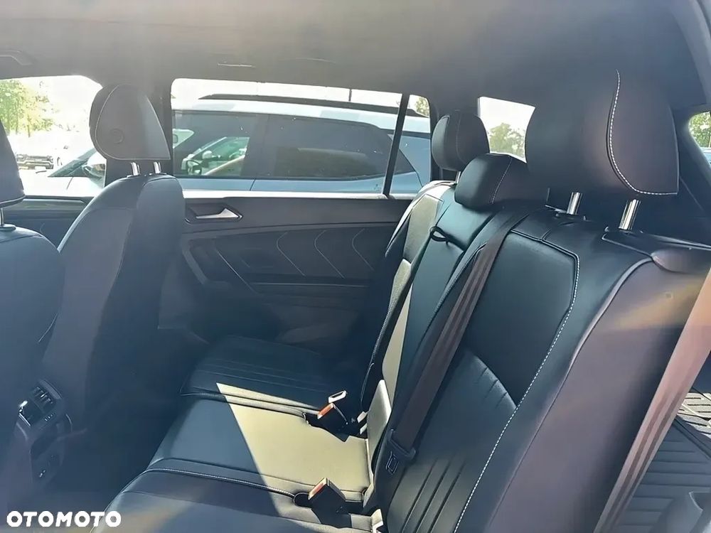 Volkswagen Tiguan 2,0 TSI OPF 4Motion DSG R-Line - 12