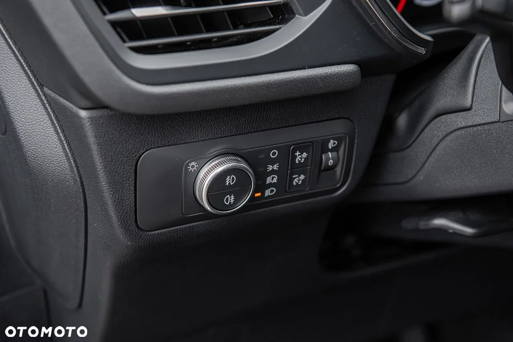 Ford Kuga - 17