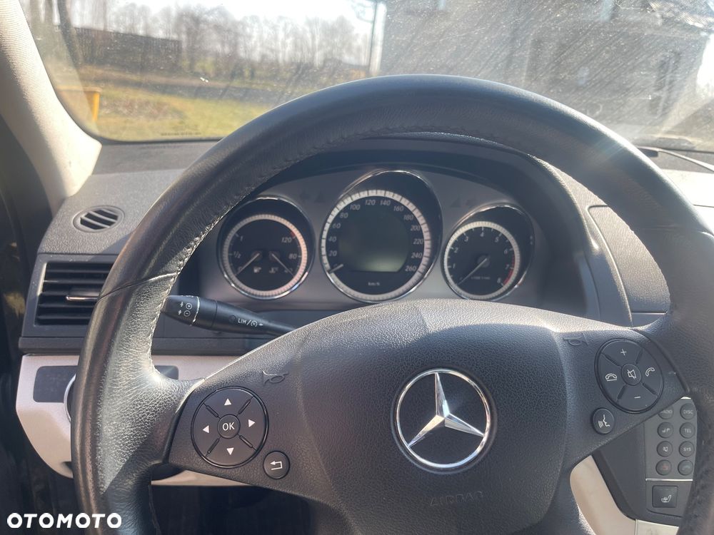 Mercedes-Benz Klasa C - 7