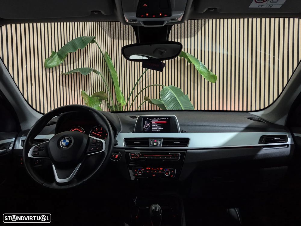 BMW X1 16 d sDrive Line xLine - 8