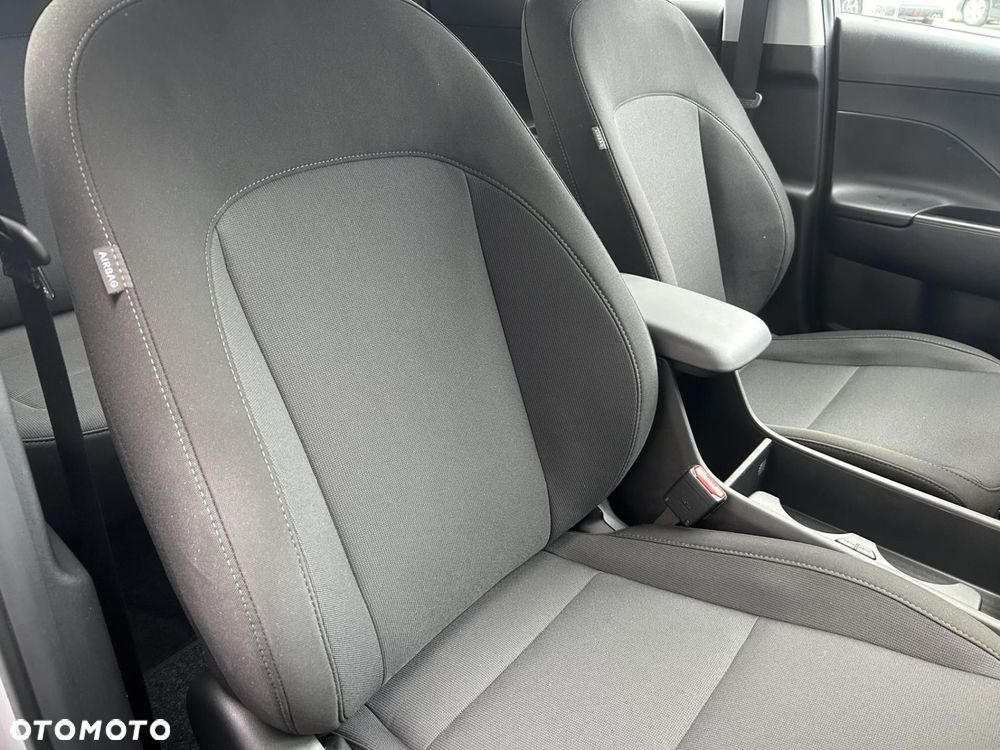 Hyundai Kona 1.6 GDI Hybrid Smart DCT - 18