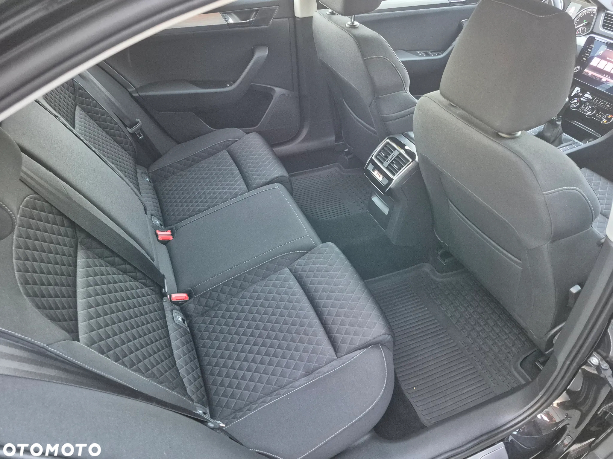 Skoda Superb 2.0 TDI Ambition - 10