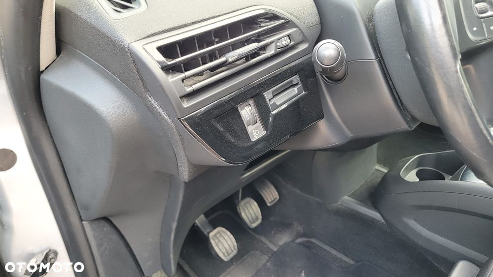 Citroën C4 Picasso e-HDi 115 Exclusive - 24