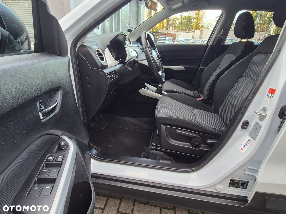 Suzuki Vitara 1.6 DDiS (4x4) Allgrip Comfort+ - 23