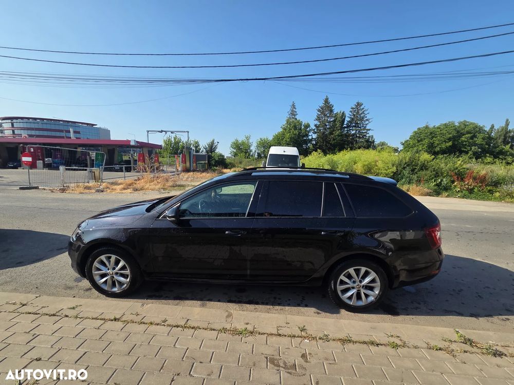 Skoda Octavia 2.0 TDI DSG Style - 3