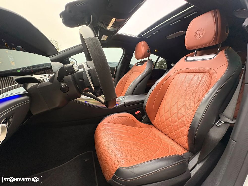 Mercedes-Benz AMG GT 4 portas 63 S E Performance - 37