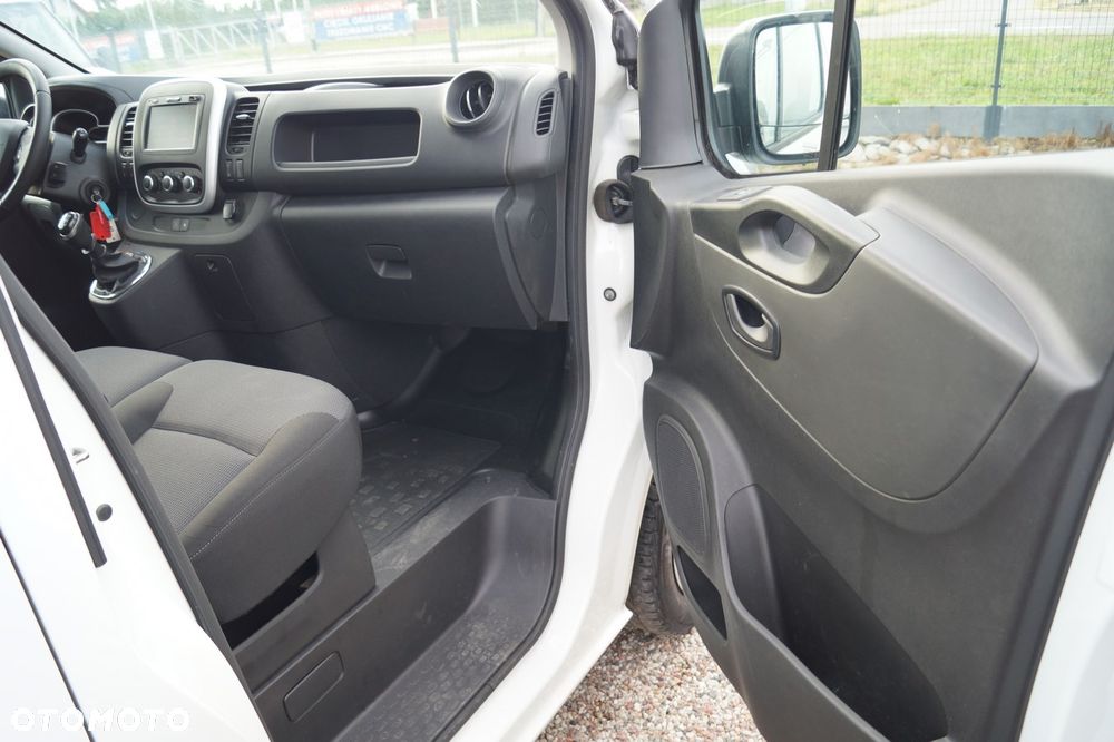 Renault Trafic - 18