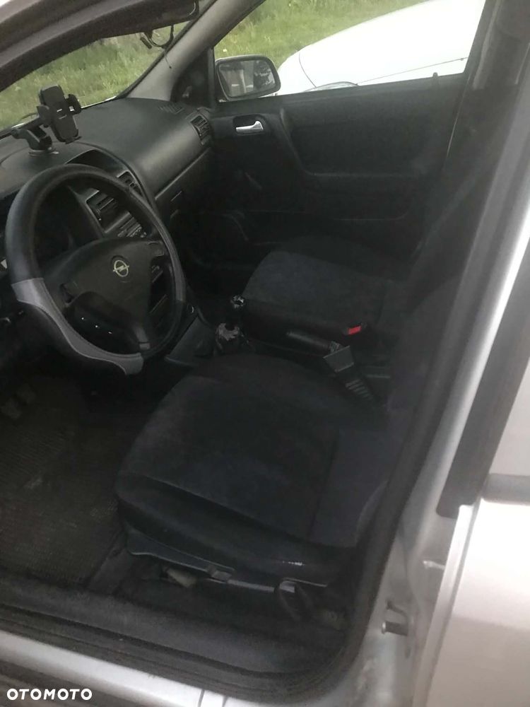 Opel Astra 1.7 TD - 16