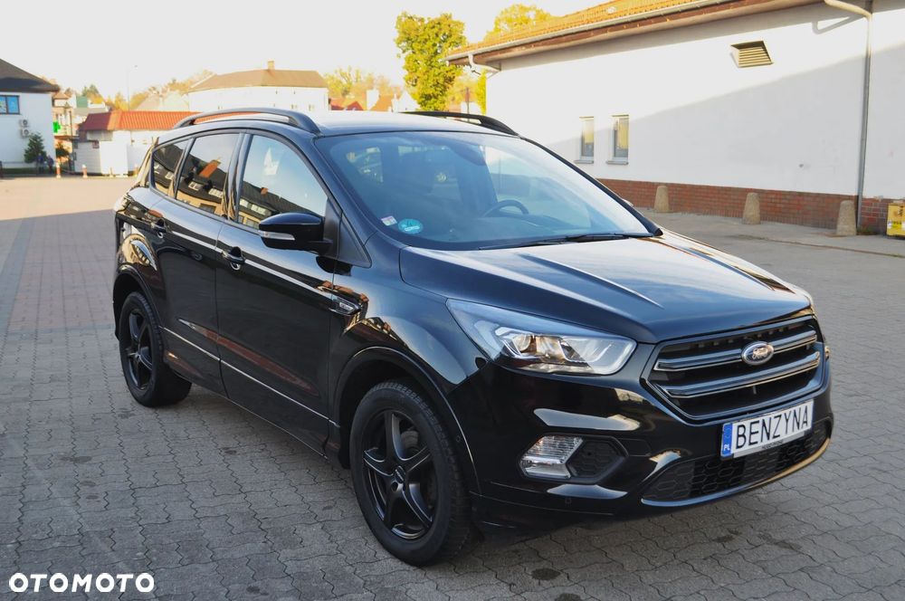 Ford Kuga 1.5 EcoBoost 2x4 ST-Line - 3