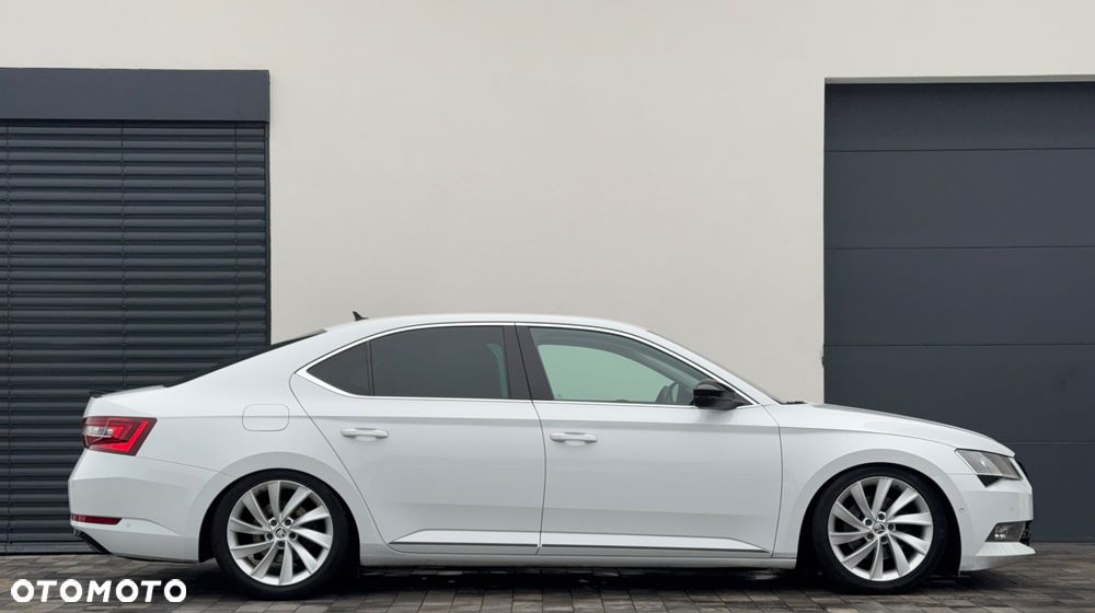 Skoda Superb 2.0 TDI Style - 3