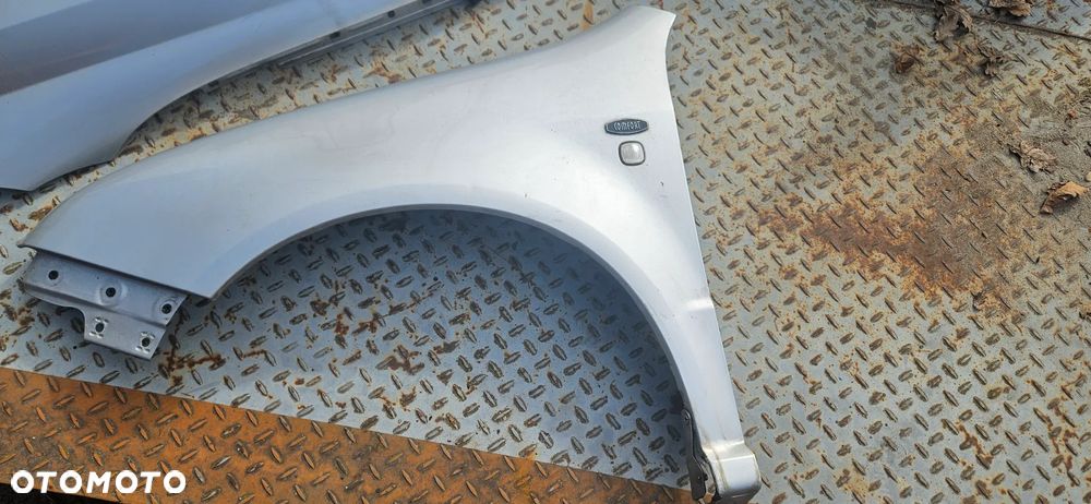 Błotnik lewy przód przedni Skoda Fabia I 2002r 9102 - 1