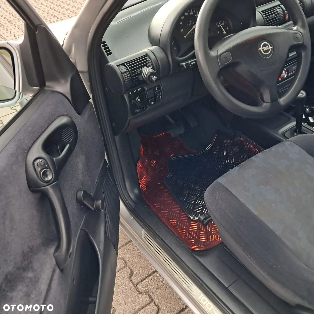 Opel Corsa - 7
