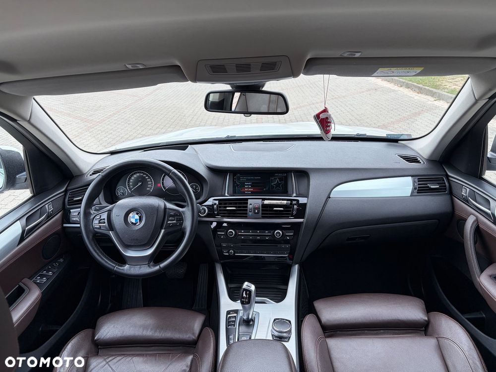 BMW X3 xDrive20d xLine - 11