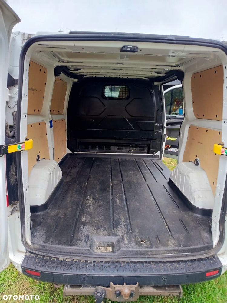 Ford Transit custom - 17