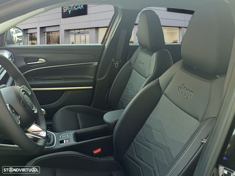 Jeep Avenger 1.2 GSE T3 Summit - 9