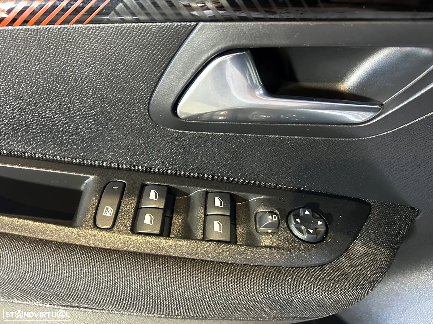 Peugeot e-208 50 kWh Active Pack - 27
