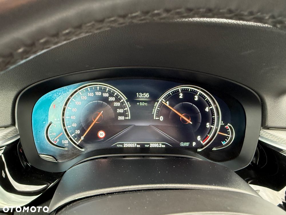 BMW Seria 5 520d M Sport Edition - 40