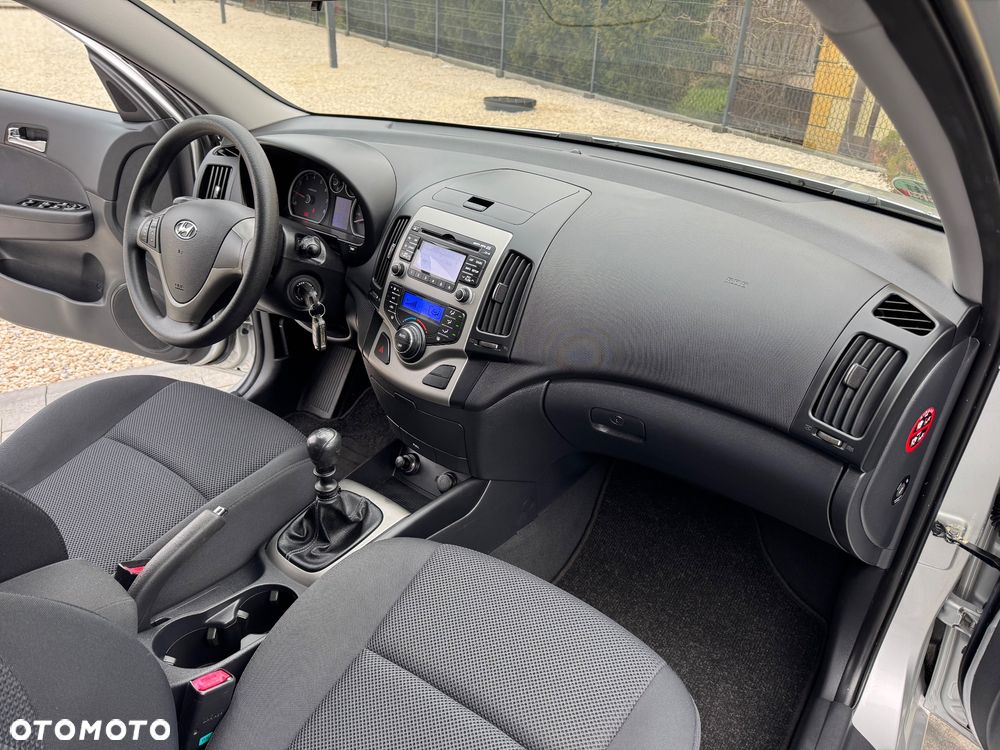 Hyundai i30 1.6 Style - 32