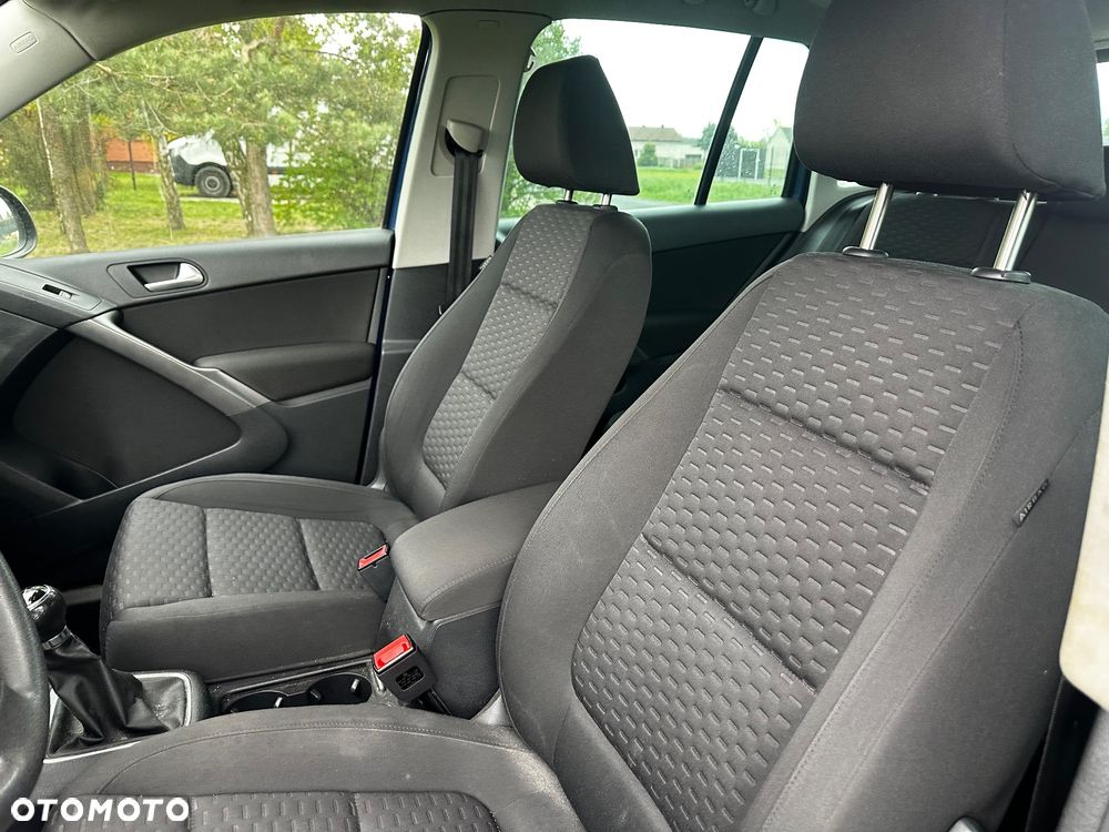 Volkswagen Tiguan - 10