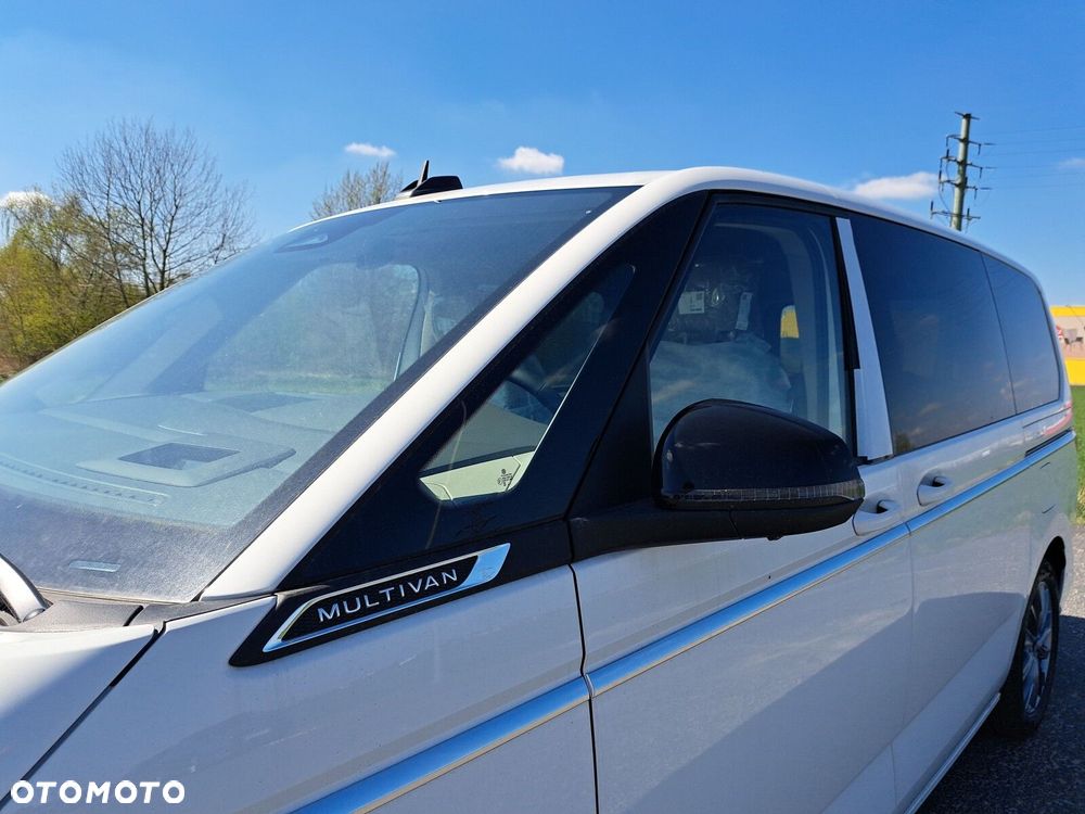 Volkswagen Multivan - 12