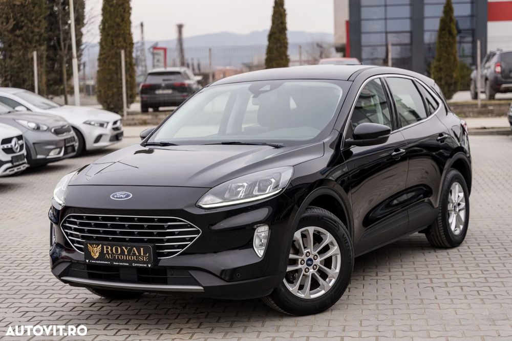 Ford Kuga - 1