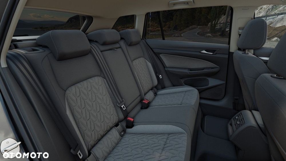 Volkswagen Golf Variant 1.5 eTSI mHEV Business DSG - 13