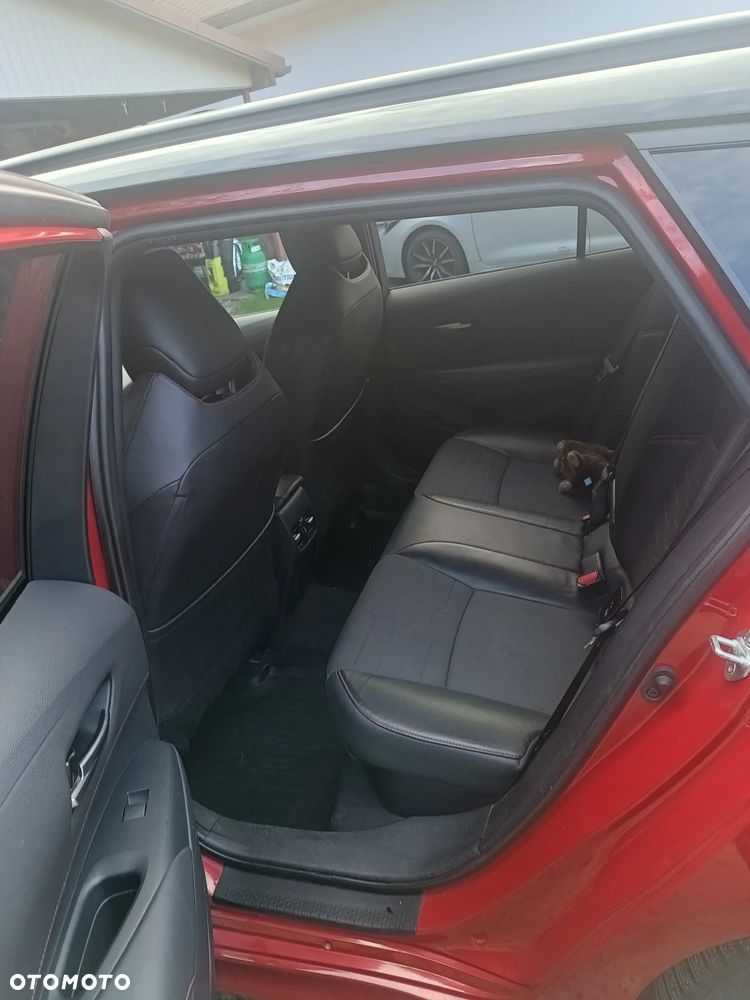 Toyota Corolla 1.8 Hybrid Selection - 12