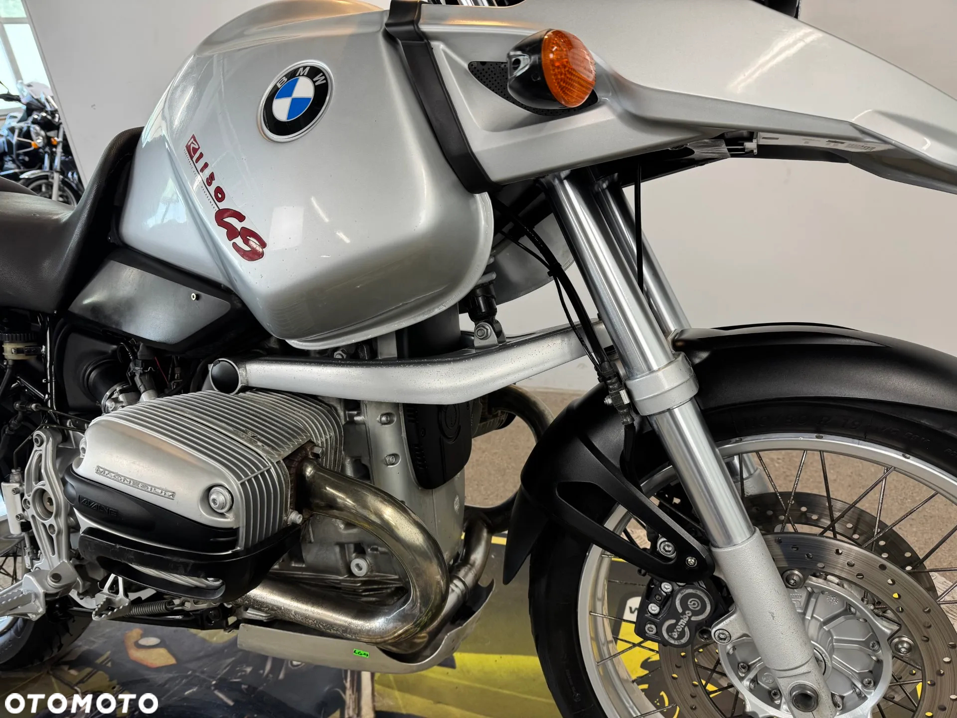 BMW R - 9