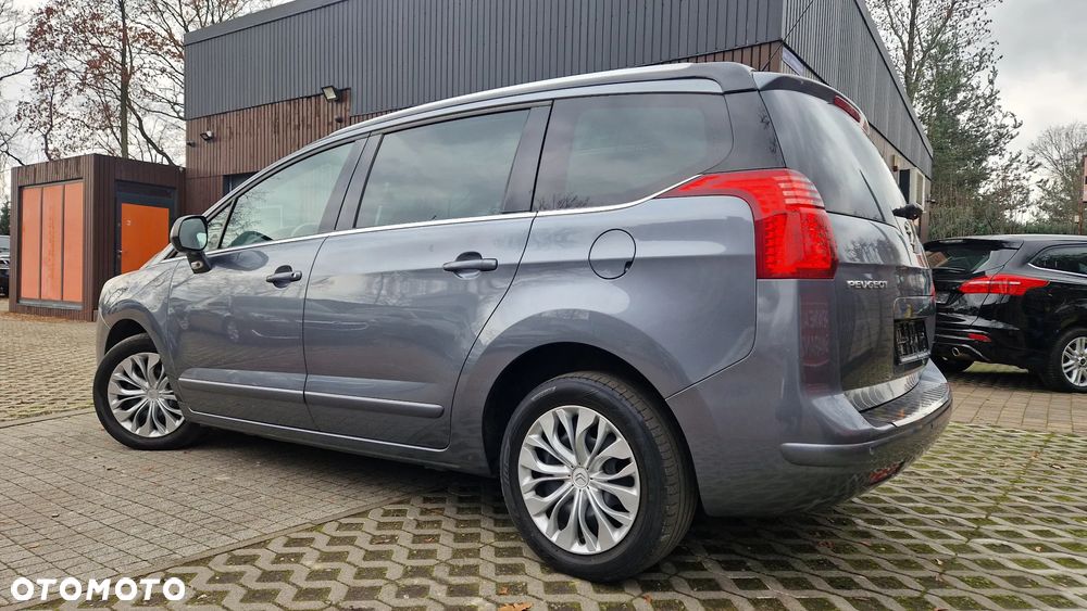 Peugeot 5008 HDI FAP 150 Allure - 4
