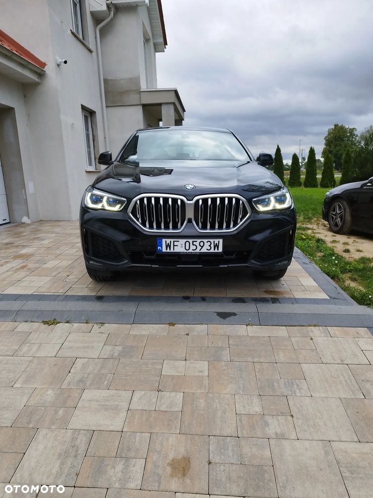 BMW X6 xDrive30d mHEV - 18