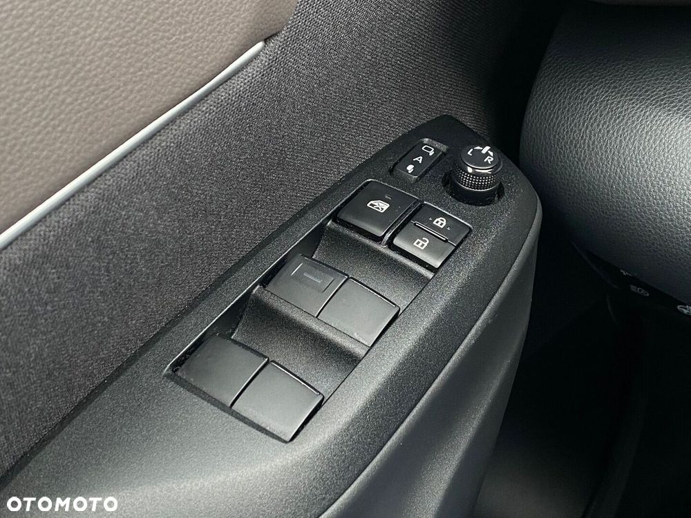 Toyota Yaris Cross Hybrid 1.5 Executive - 31